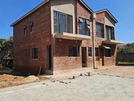 3 Bedroom Flat & Apartment