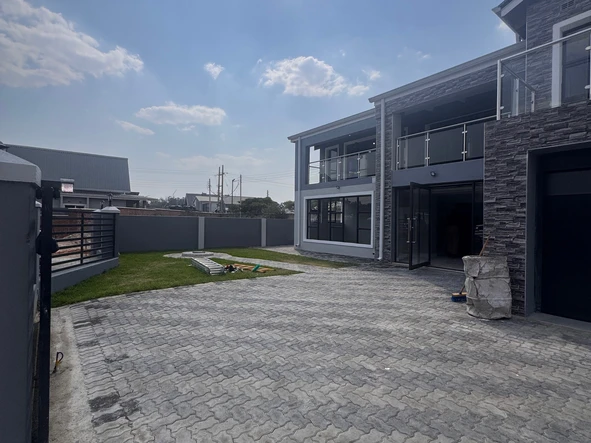 6 Bedroom Townhouse Complex