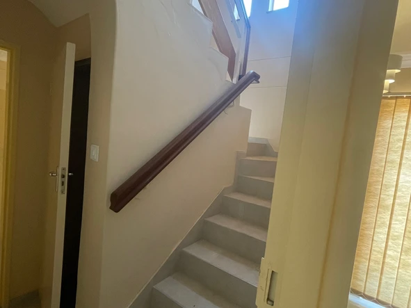 3 Bedroom Flat & Apartment