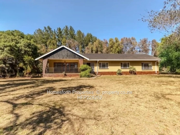 Borrowdale (Golden Triangle) House for Sale