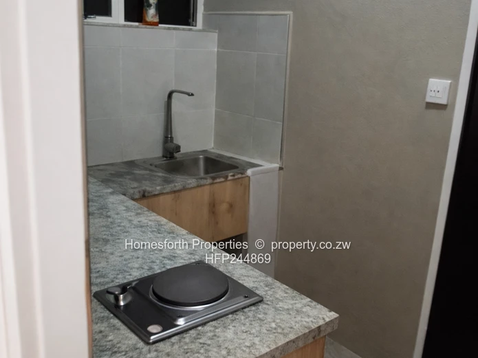 1 Bedroom flat For Sale Cnr Livingston & 8th