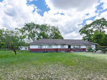 Farm & Agricultural Land