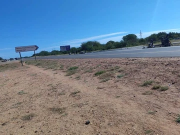 Commercial & Industrial Land