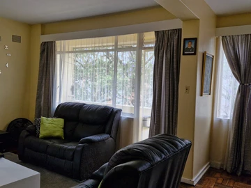 3 Bedroom Flat & Apartment