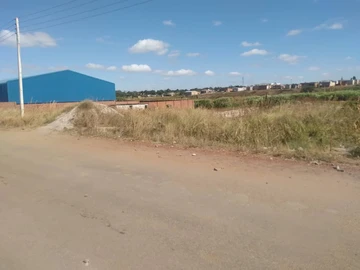Commercial & Industrial Land