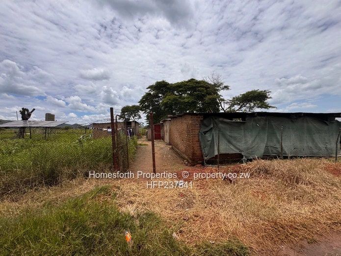 Kintyre Estate Agro Residential Property for Sale (Bulawayo Road) (Sole Mandate)
