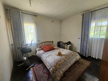 Farm & Agricultural Land