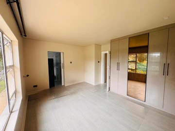 4 Bedroom Townhouse Complex