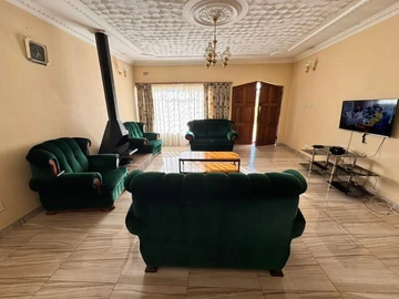 3 Bedroom Garden Flat