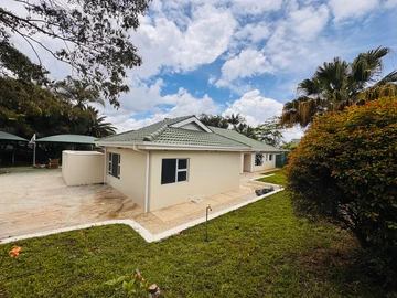 4 Bedroom Townhouse Complex