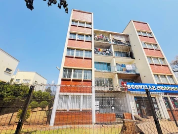 2 Bedroom Garden Flat