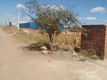 Commercial & Industrial Land