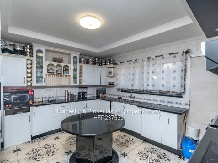 Strathaven House for Sale