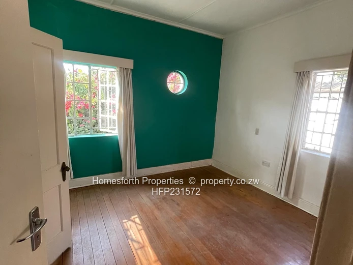 4 Bedroom Mt Pleasant House.Strategically located opposite UZ