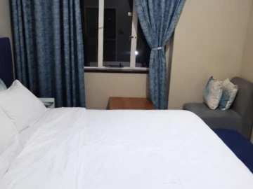 Flat & Apartment