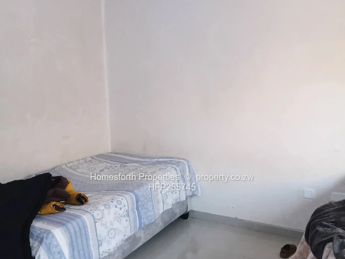 Mabvazuva Estate, Ruwa, House for Sale 90k