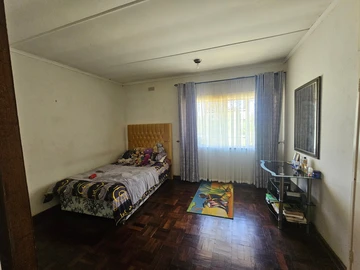 Farm & Agricultural Land