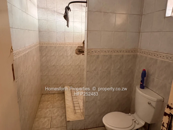 Mandara 4 Bed House on 4538m2 For Sale