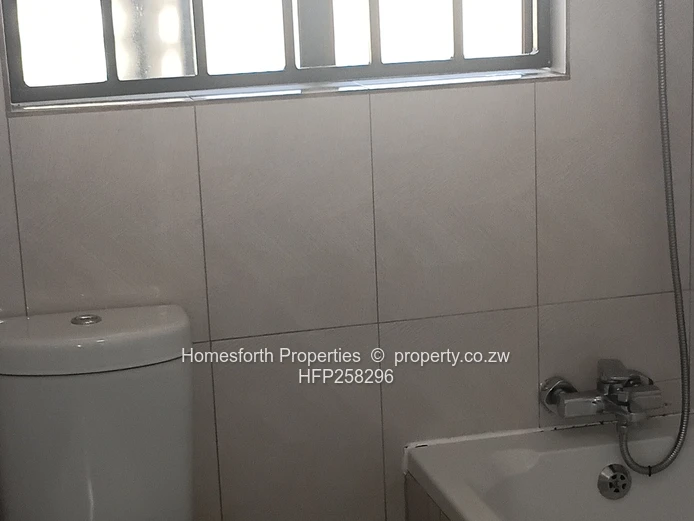 Modern 4 Bed House for Sale in Mabvazuva 145k