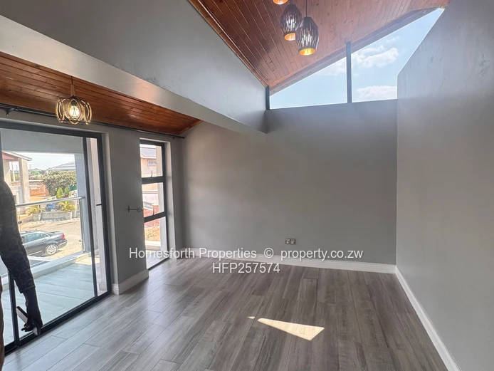 Spacious 6-Bedroom Double-Storey Home For Rent – Arlington Estate