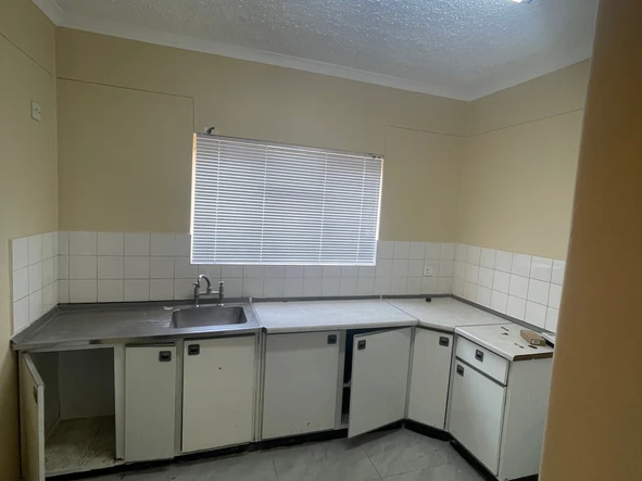 3 Bedroom Flat & Apartment