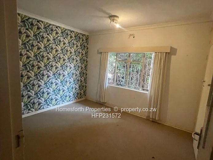 4 Bedroom Mt Pleasant House.Strategically located opposite UZ