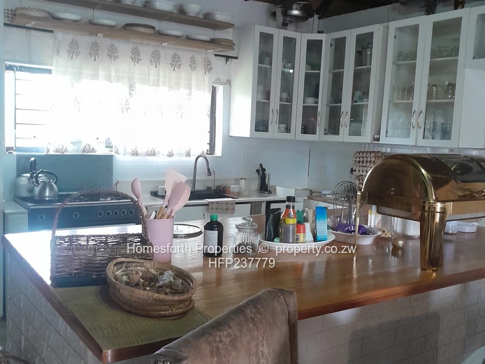 Thatched House For Sale In Crowhill