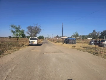 Commercial & Industrial Land