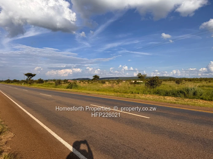 Norton Plot for Sale: Bulawayo Road Frontage (Sole Mandate)