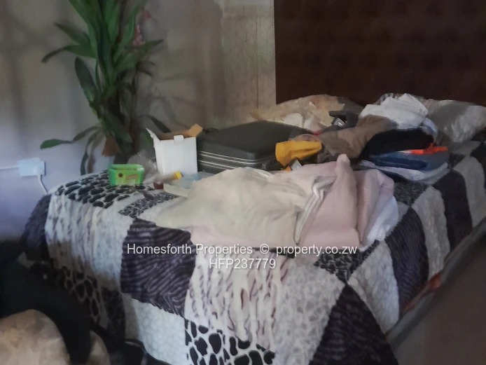 Thatched House For Sale In Crowhill